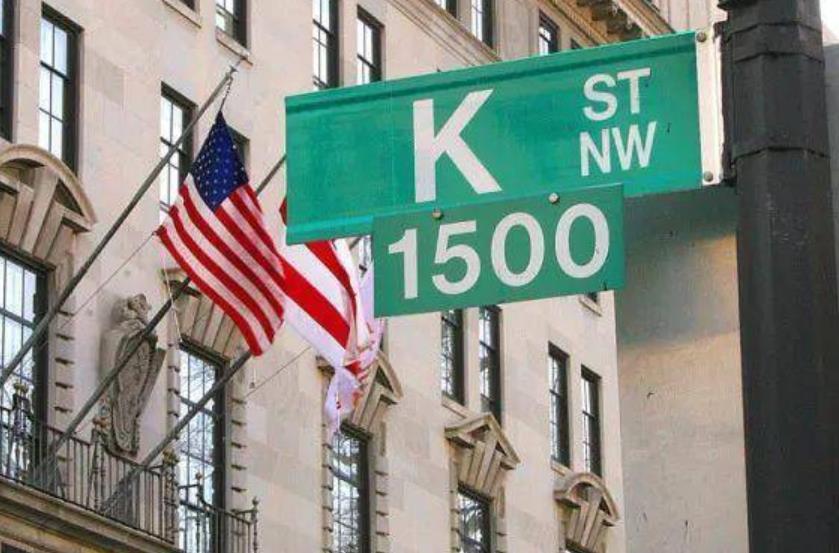 헤드 회사들이 잇따라 컴플라이언스 컨설턴트를 고용하고, 암호화 산업이 "K 스트리트"로 전환하기 시작했다