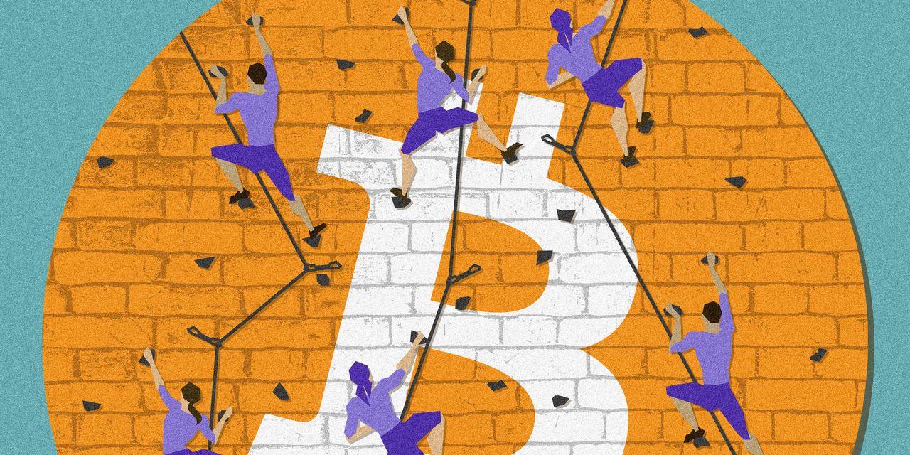 TVL、貸出残高、資金利用率などの観点から、三大貸出プラットフォームの競争状況を分析する。