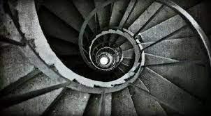 Will LUNA, based on the algorithmic stablecoin ecosystem, experience a death spiral?