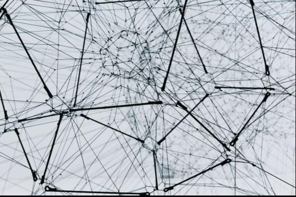 NFT担保貸付の三つのモデルを簡単に分析する：ピアツーピア、ファンドプール、そして中央集権モデル