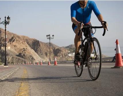 How to use the J-curve for macro analysis in the cryptocurrency industry?