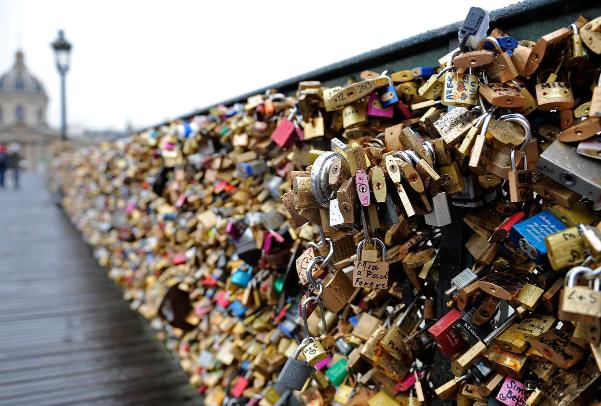 見解：Web3の成功の鍵は、複雑さを取り除き、大多数の人々がその存在を永遠に知らないようにすることです。