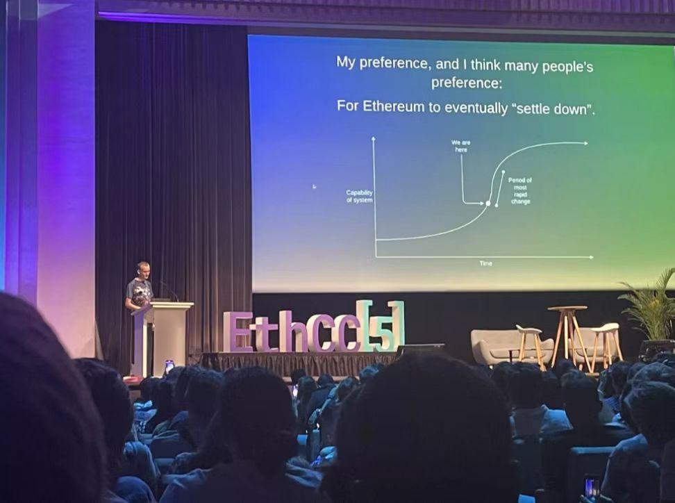 Vitalik 在 ETH CC 發言總結：以太坊 Merge 只是開始，下一步將是 Surge
