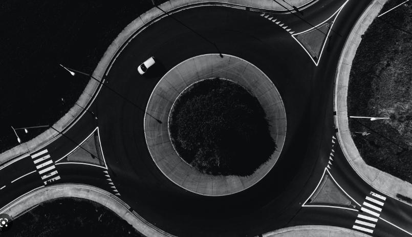 如何构建一个“假的”去中心化的跨链协议？