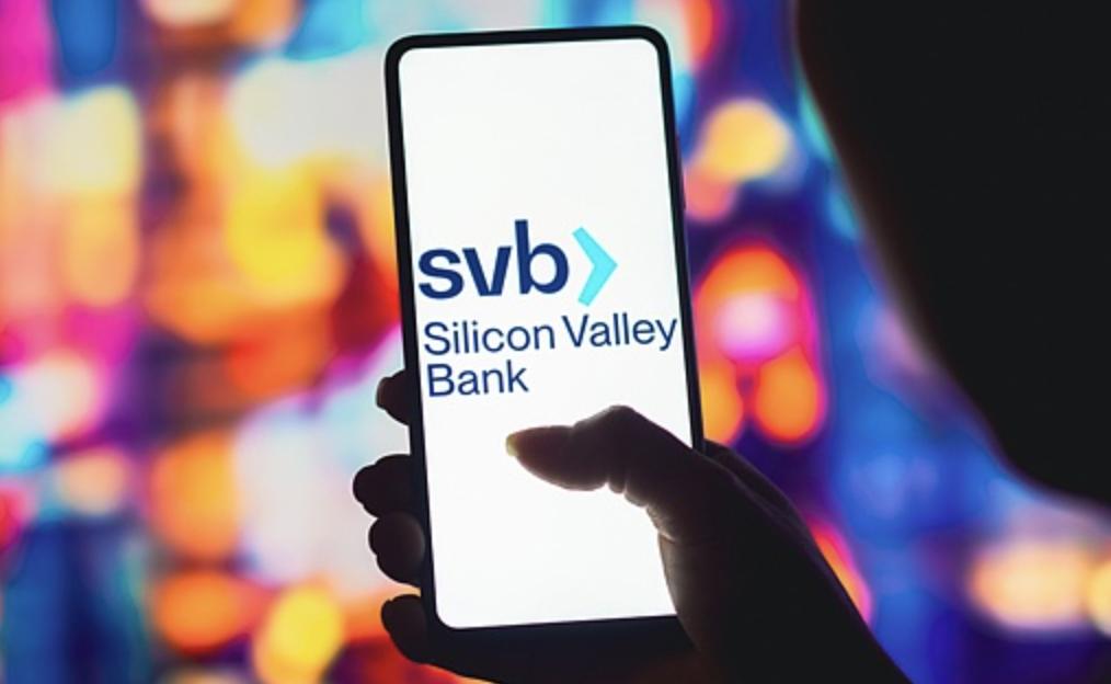 실리콘밸리은행의 48시간 은행run: 여러 암호화폐 벤처와 스타트업이 영향을 받고, USDC 등 스테이블코인이 탈락하다