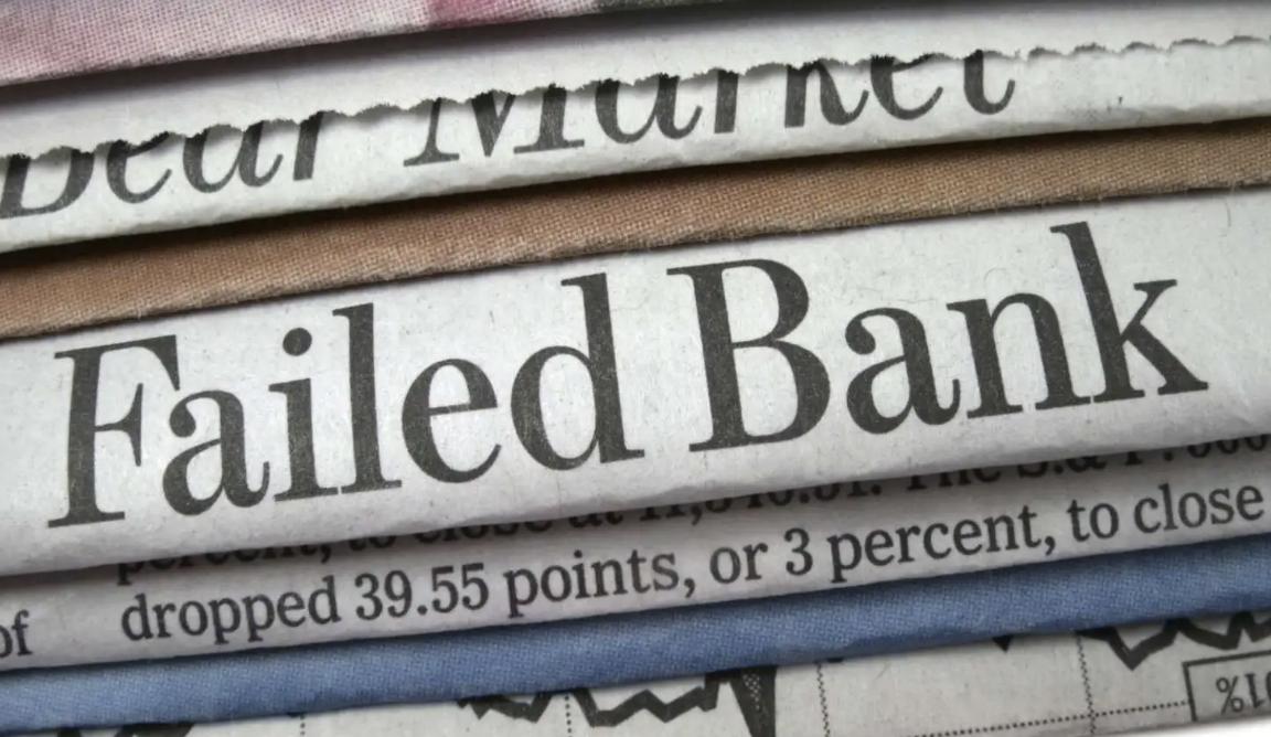 미국의 암호화폐 친화적 은행의 정리 작업이 암호화폐 시장에 어떤 영향과 시사점을 가져왔는가?