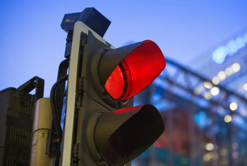 坐拥价值 50 亿美元的比特币，美国政府为何“惜卖”？