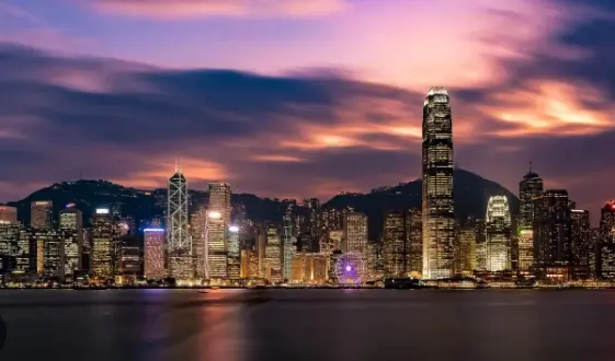 一覽最新 8 隻港股的加密布局：最高斥資上億美元，股價較年初最高漲 3.6 倍