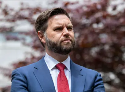 “시골 사람” 만스와 “페이팔 갱” 틸의 53가지 사실