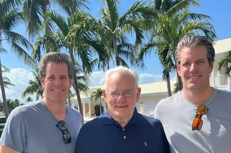 Gemini 创始人 Winklevoss 兄弟之父向母校捐赠价值 400 万美元 BTC