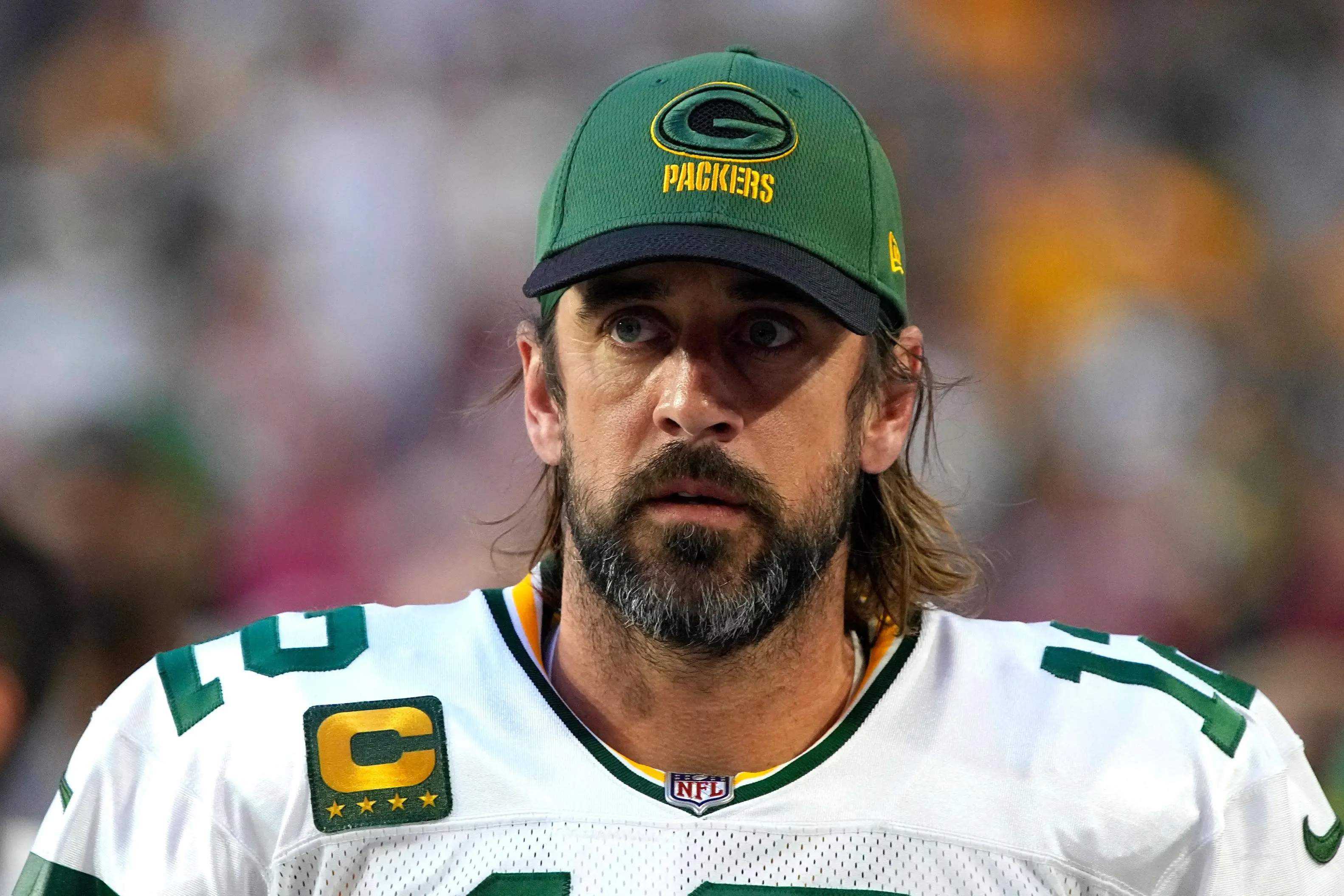 Which celebrities in the NBA and NFL are investing in cryptocurrencies?
