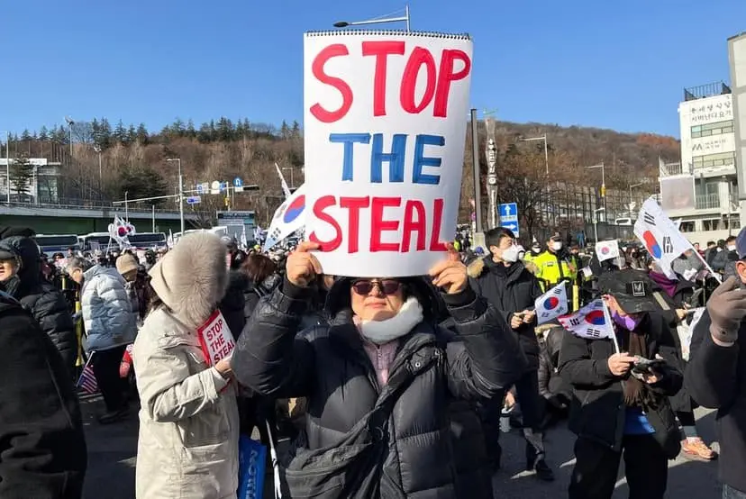 Supporters of Yoon Suk-yeol chant Trump's catchphrase: Stop stealing