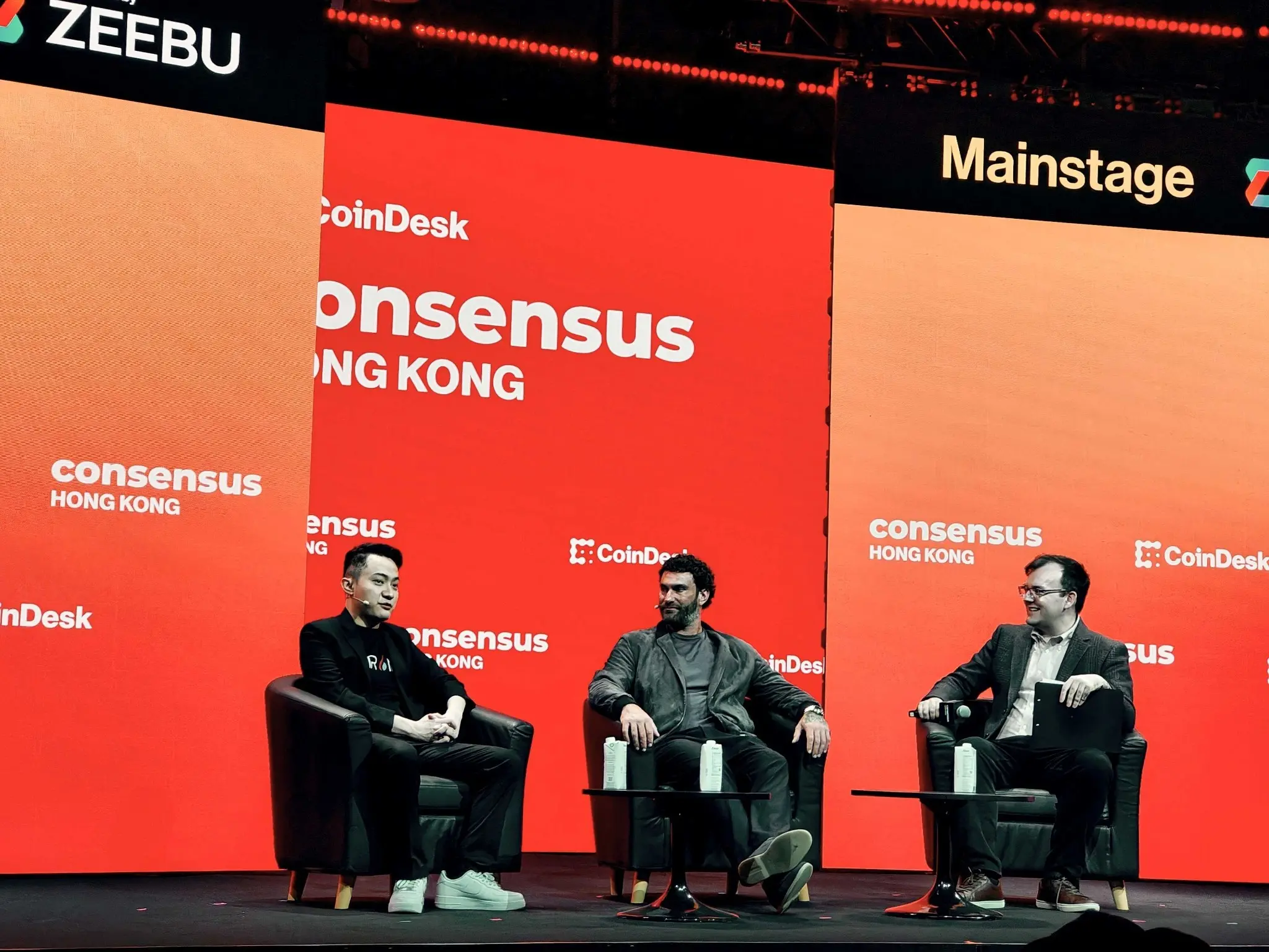 孫宇晨：AIとブロックチェーンの結合の潜在能力は巨大であり、すぐにDeepSeekに基づくAI製品を発表する予定です。