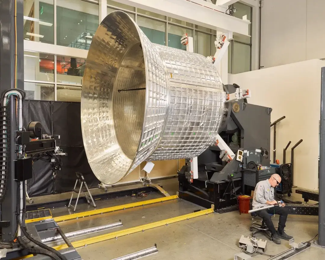 The Space Dream of a Crypto Tycoon: Investing $1 Billion to Build a Commercial Space Station