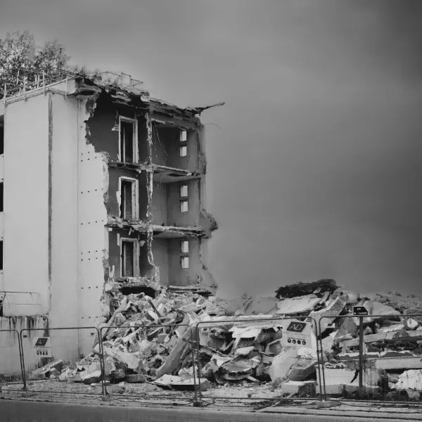 Experiencing a 7.7 Magnitude Earthquake: A Digital Nomad's Chronicles in Chiang Mai