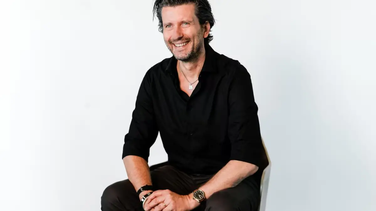 前 Cardano 首席市场官 Adam Bates 加入 XION，出任首席文化官