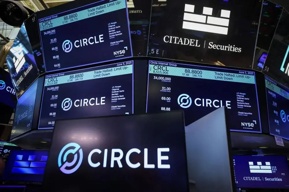 Sorting out the cash-out situation of Circle's major shareholders: the largest external shareholder IDG only cashed out 68 million dollars, while several executives missed out on over 100 million in profits by reducing their holdings
