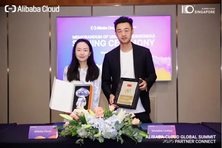StoneLink signs a strategic cooperation agreement with Alibaba Cloud International to jointly promote the development of digital technology and intelligence