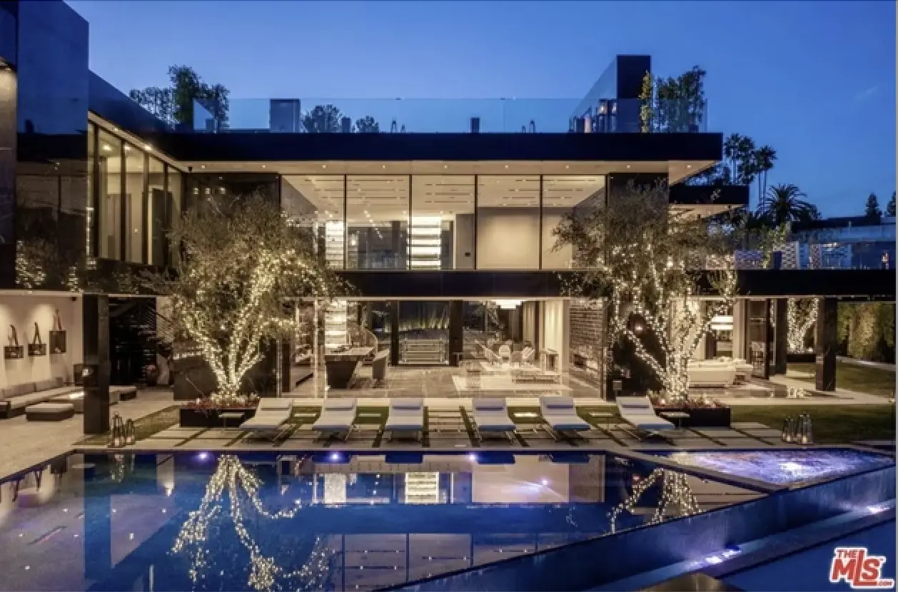 When Christie's can buy houses with cryptocurrency, a new milestone in the RWA track