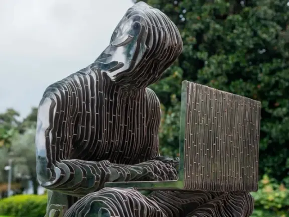 The statue sinks into the lake, but who is erasing Satoshi Nakamoto?