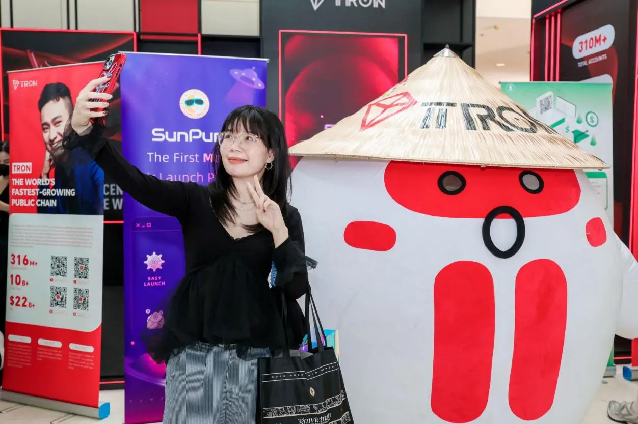 波場 TRON 閃耀 GM Vietnam:構建全球穩定幣核心網絡,引領金融普惠新浪潮