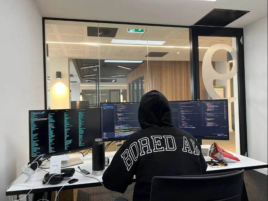 Ethereum returns to $4300, he redeemed the sold 