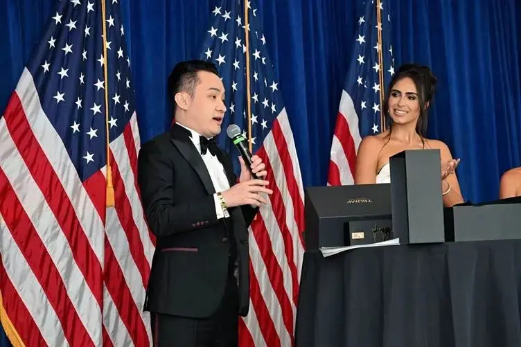 孙宇晨：风暴眼中的建筑师