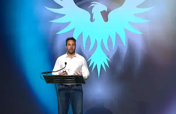 对谈 Solana 的 Tom Lee，财库、直播与生态