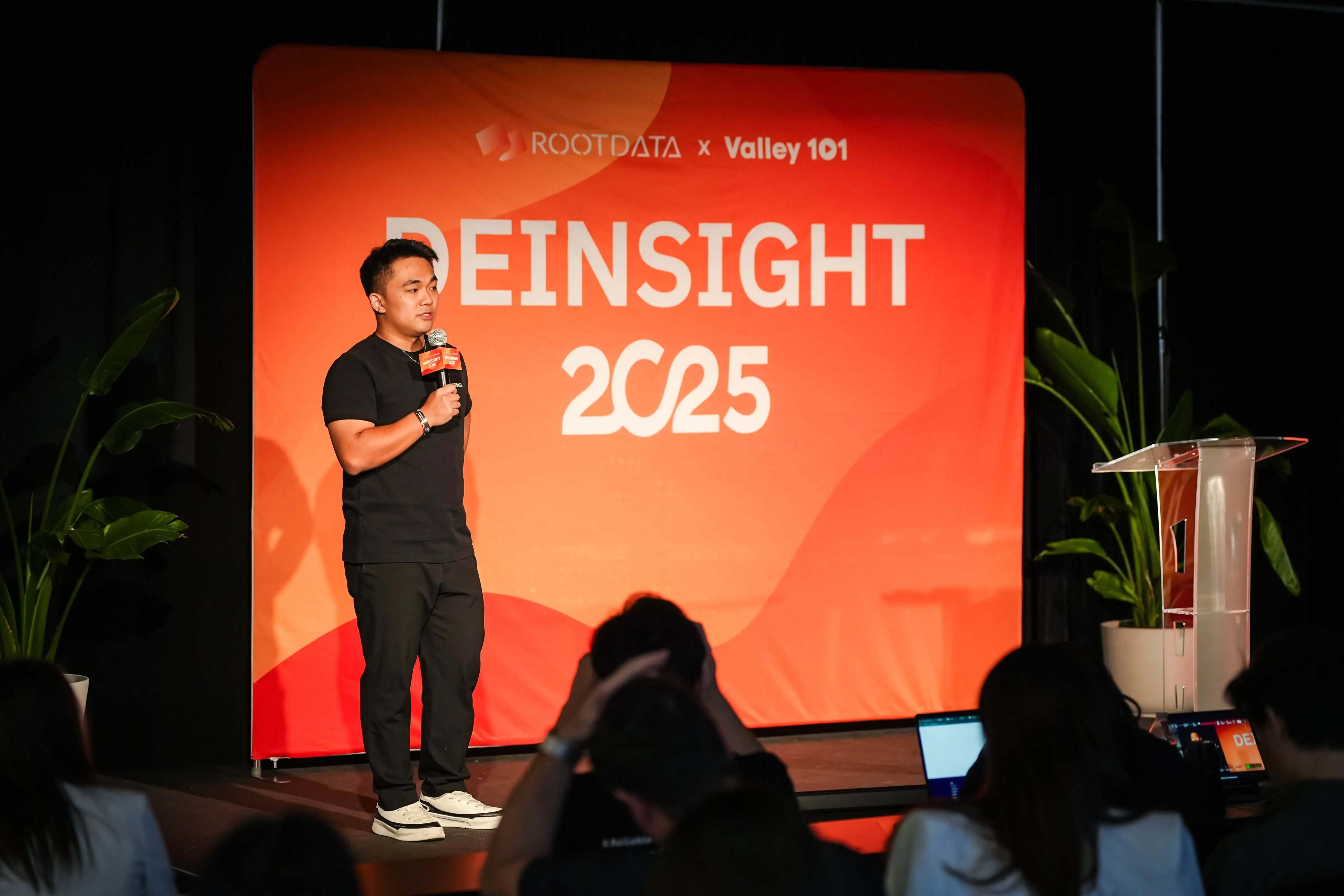 硅谷 101 x RootData 年度峰会精彩回顾：大咖云集，共议 AI +Crypto 新机遇