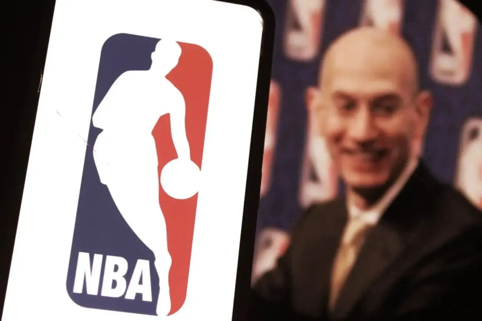 NBA 불법 도박 스캔들 코치, 예측 시장 급등 속의 내부 거래 곤경