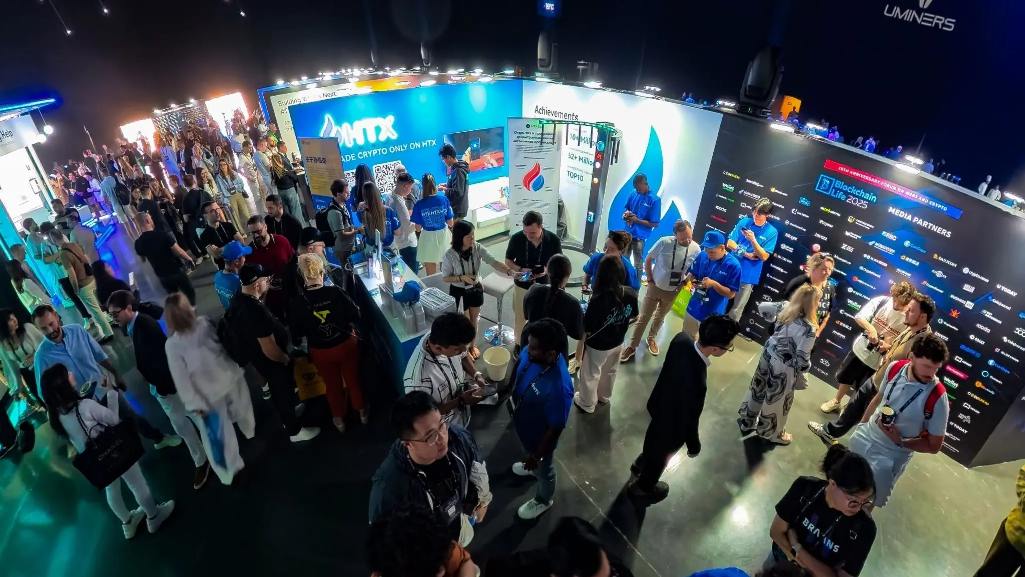 후오비 HTX, Blockchain Life 2025에서 화려하게 등장: '올해의 최고의 Web3 벤처 투자' 수상으로 암호화 시장의 새로운 트렌드 선도