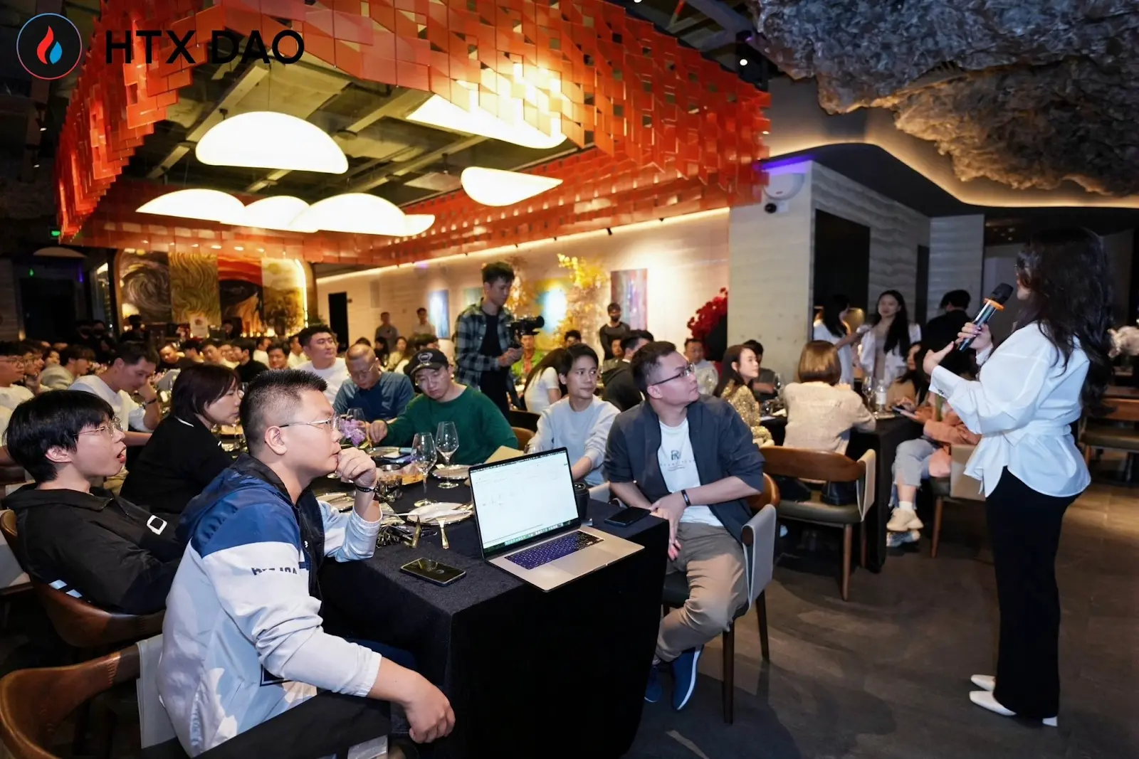 HTX DAO「信頼の旅」広州ステーションが無事に終了し、コミュニティの合意がベイエリアの夜に再び高まる