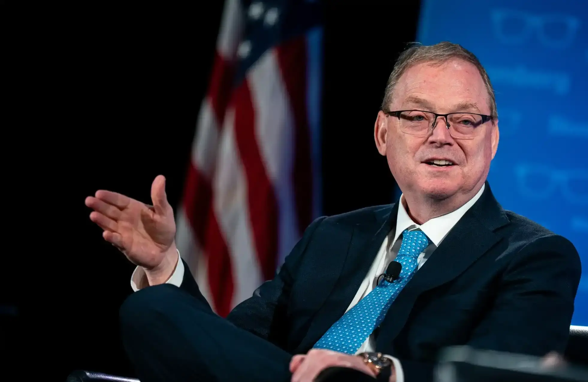 この百万のCoinbase株を持つ経済顧問が、連邦準備制度を掌握する可能性がある。