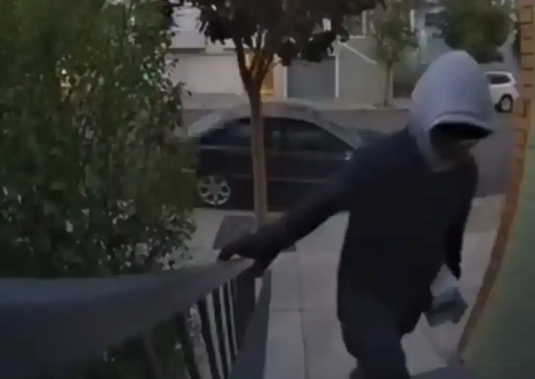 ChatGPTの父の元彼氏ですら数千万ドルを奪われた、外国の強盗はどれほど狂っているのか。