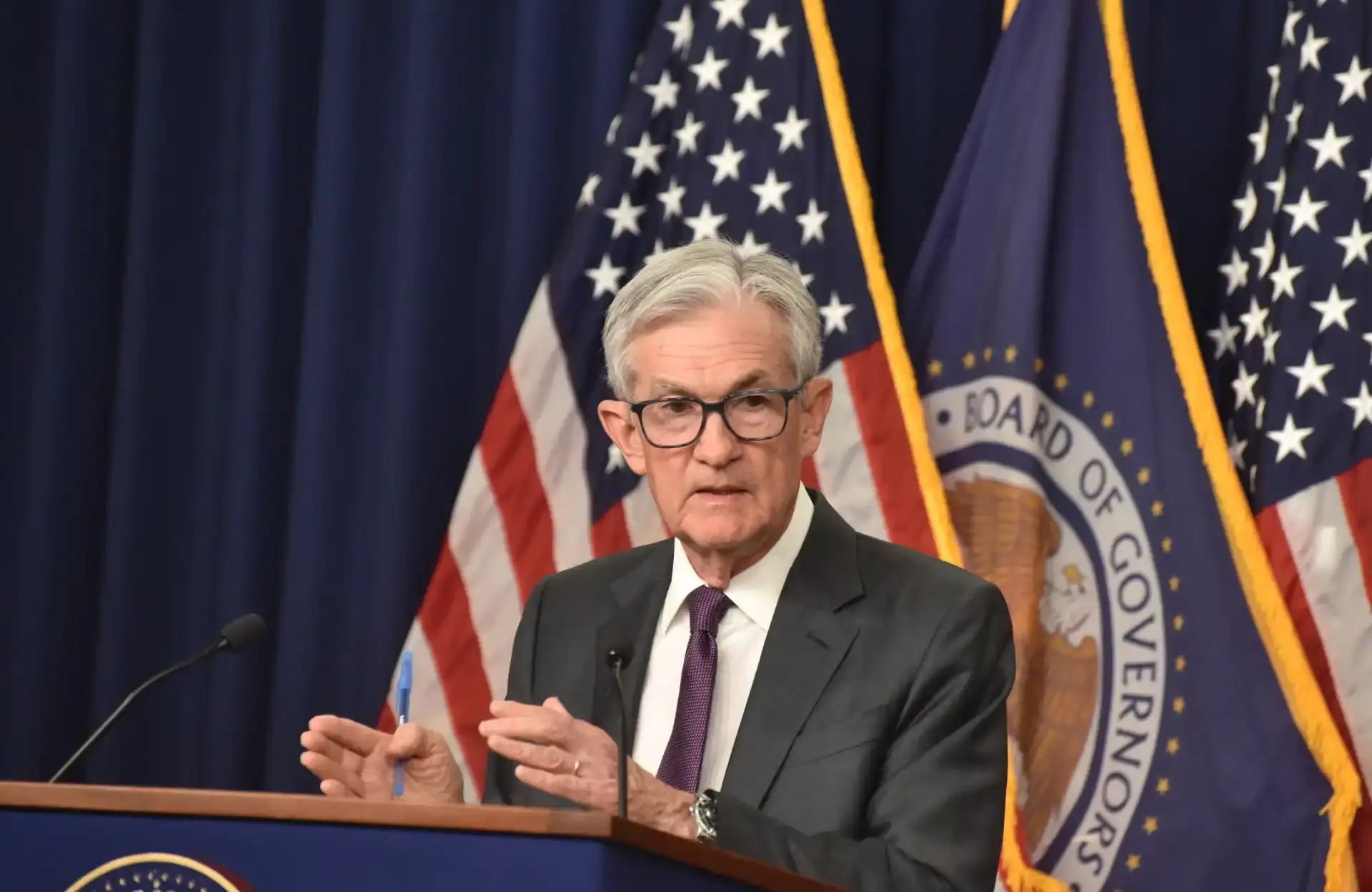 美联储最新会议纪要：分歧仍存，但「大多数」官员主张继续降息