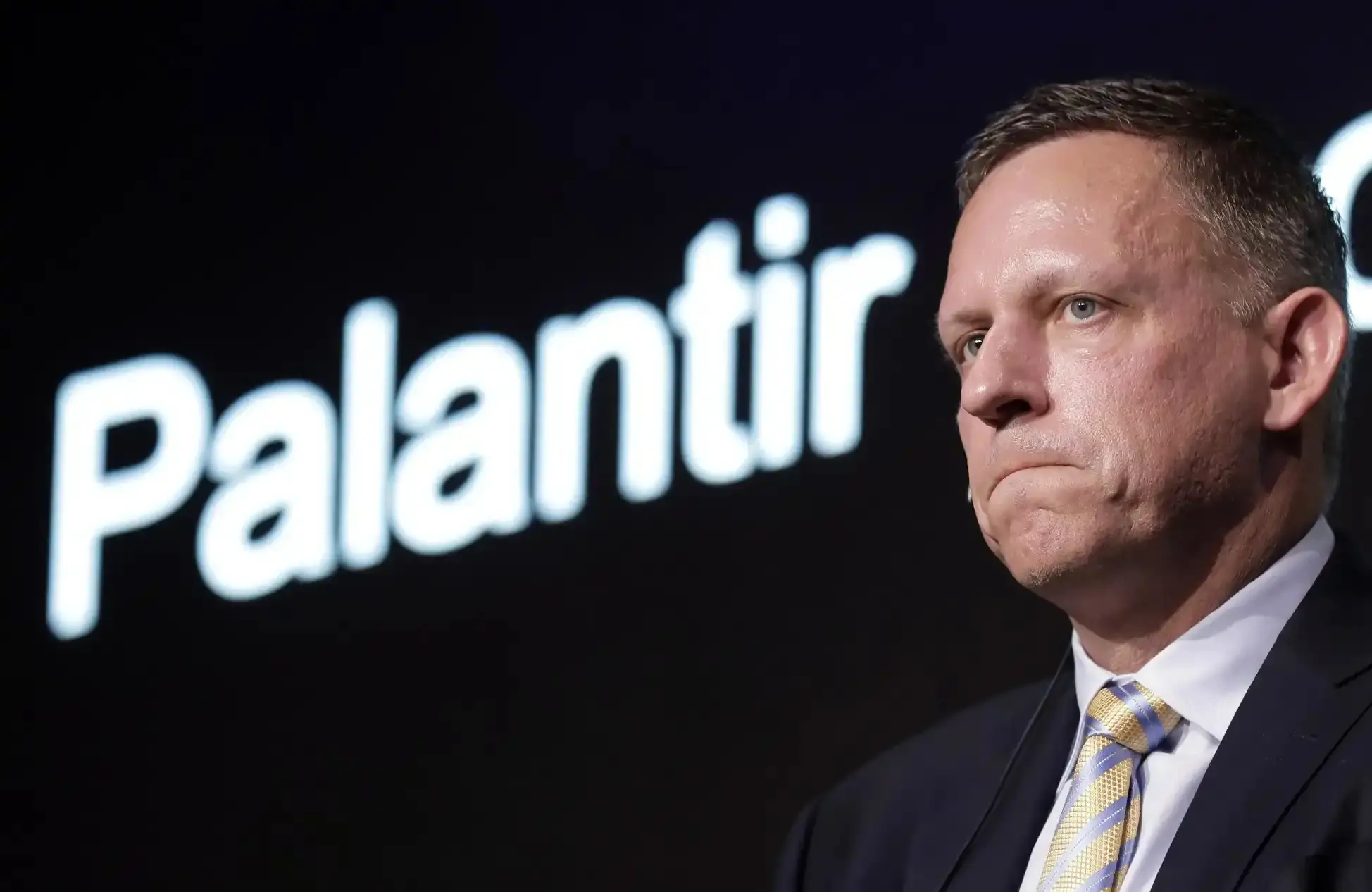 Palantir 背后的 Peter Thiel,为何在阿根廷准备退路?