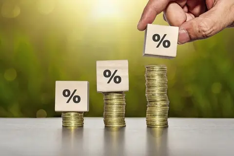 两大巨头“信贷”狂奔：贷款余额 99 亿 vs 146 亿美元，巴西已成主战场