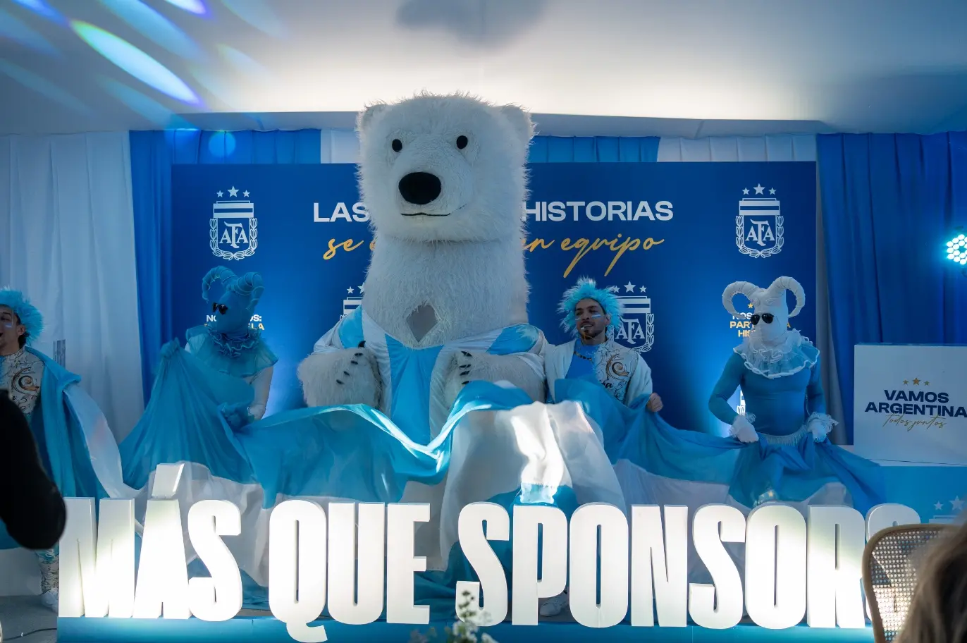 Deepcoin was invited to attend the Argentine Football Association Sponsor Day event to discuss glory and a new chapter in global strategy