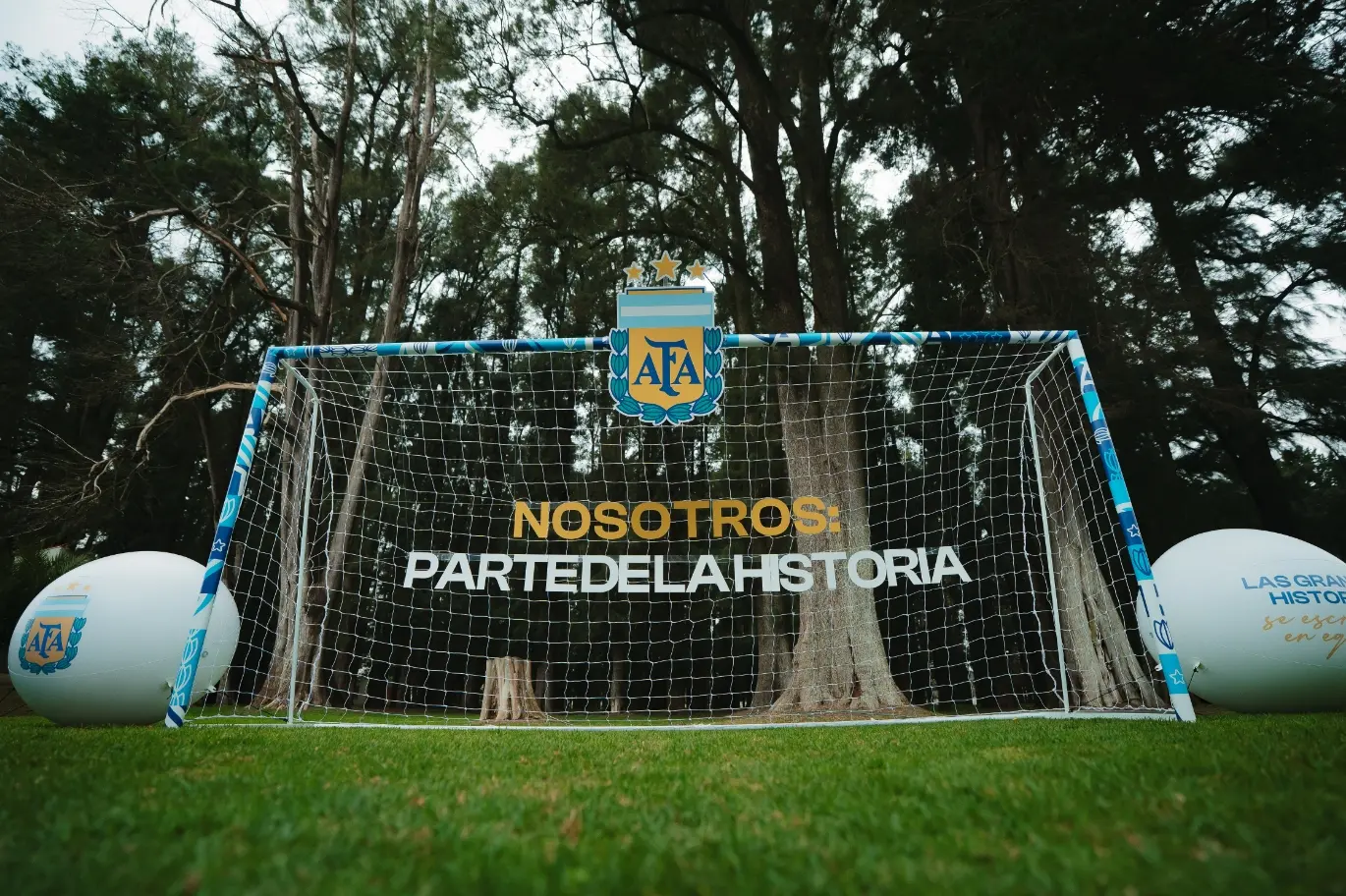 Deepcoin was invited to attend the Argentine Football Association Sponsor Day event to discuss glory and a new chapter in global strategy