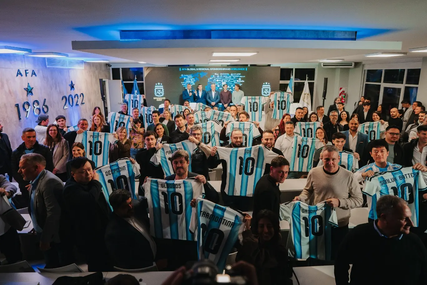 Deepcoin was invited to attend the Argentine Football Association Sponsor Day event to discuss glory and a new chapter in global strategy