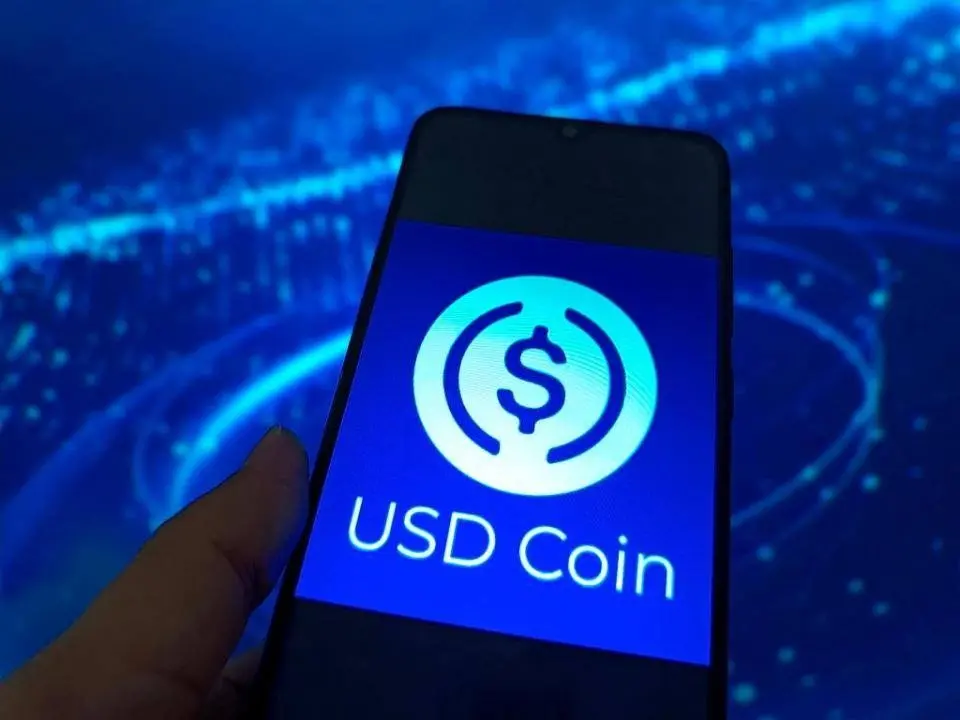 Circle 負責發行，Coinbase 掌握用戶：穩定幣的錢到底誰賺？